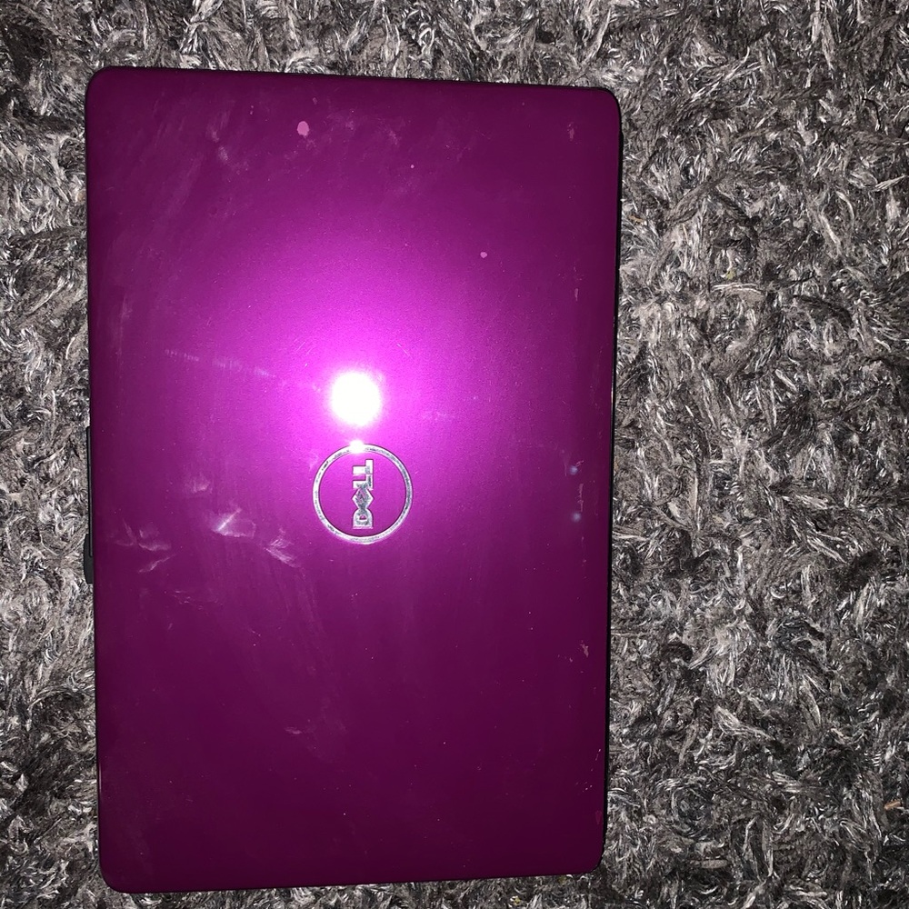 Dell Laptop - Picture 1 of 2